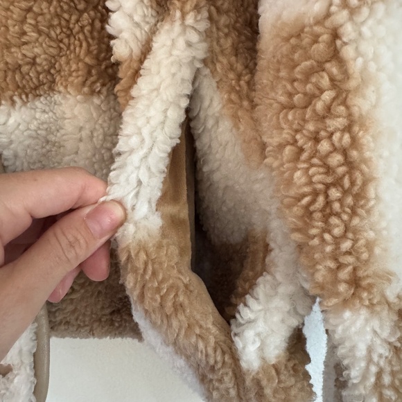 Abercrombie & Fitch Checked Teddy Jacket - Picture 4 of 5